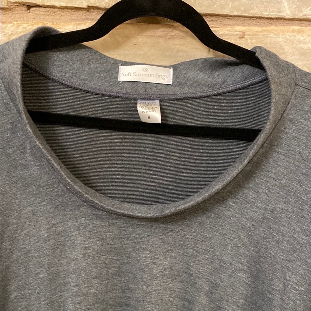 Soft Surroundings gray long-sleeved top with a wide neck Size M - Picture 4 of 6
